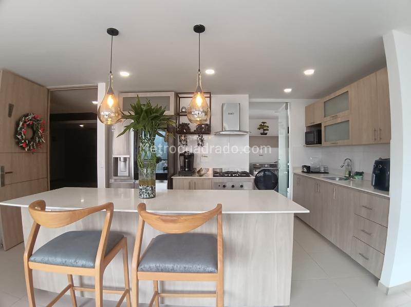 Apartamento en arriendo con 3 alcobas en Loma San José - 4