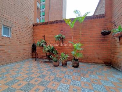 Apartamento de 3 alcobas en venta en Bolivariana, Medellín, 171 m² · foto 13 de 20