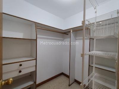 Apartamento de 3 alcobas en venta en Bolivariana, Medellín, 171 m² · foto 19 de 20