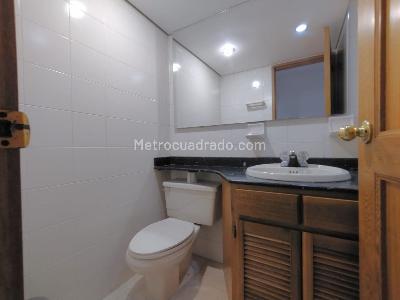 Apartamento de 3 alcobas en venta en Bolivariana, Medellín, 171 m² · foto 9 de 20