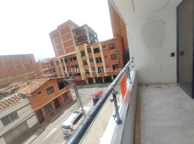 Apartamento en venta en La America, Medellín · foto 8 de 18