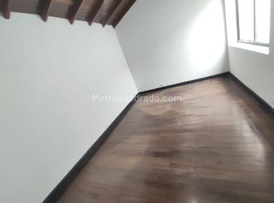 Casa de 4 alcobas en arriendo en Estadio, Medellín, 290 m² · foto 9 de 20