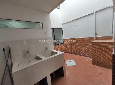 Casa de 4 alcobas en arriendo en Estadio, Medellín, 290 m² · foto 17 de 20
