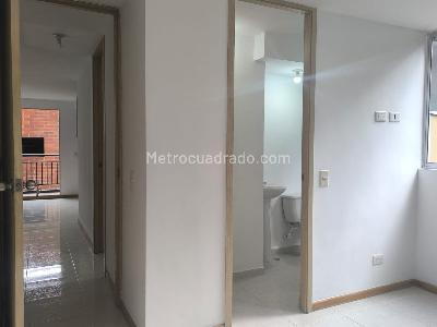 Apartamento en venta en Ditaires, Itagüí · foto 7 de 18
