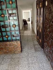 Casa de 5 alcobas en arriendo en Estadio Florida Nueva, Medellín, 375 m² · foto 3 de 20