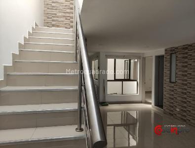 Casa de 5 alcobas en venta en La Alameda, Rionegro, 270 m² · foto 15 de 20