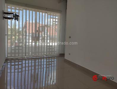 Casa de 5 alcobas en venta en La Alameda, Rionegro, 270 m² · foto 16 de 20