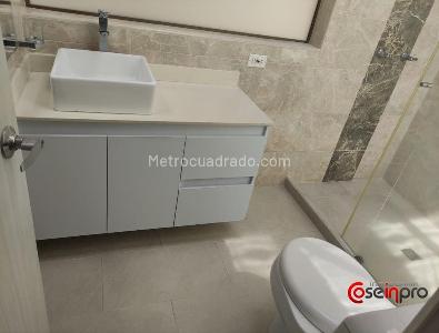 Casa de 5 alcobas en venta en La Alameda, Rionegro, 270 m² · foto 18 de 20