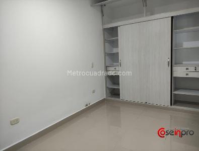 Casa de 5 alcobas en venta en La Alameda, Rionegro, 270 m² · foto 4 de 20