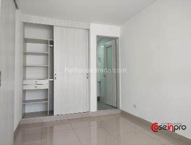 Casa de 5 alcobas en venta en La Alameda, Rionegro, 270 m² · foto 7 de 20