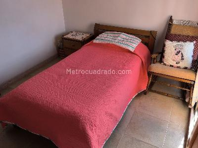 Apartamento de 3 alcobas en venta en Laureles La Castellana, Medellín, 90 m² · foto 13 de 20