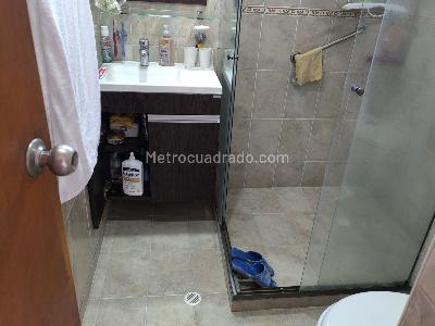 Apartamento de 3 alcobas en venta en Laureles La Castellana, Medellín, 90 m² · foto 15 de 20