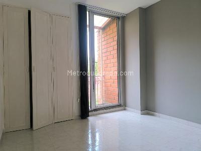 Apartamento en venta en La Frontera, Medellín · foto 11 de 20