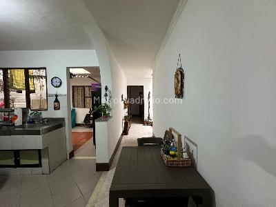 Casa de 4 alcobas en venta en Simon Bolivar, Medellín, 194 m² · foto 6 de 20