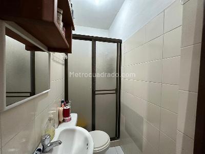 Casa de 4 alcobas en venta en Simon Bolivar, Medellín, 194 m² · foto 14 de 20