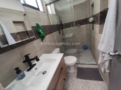Casa de 5 alcobas en venta en Calasanz, Medellín, 450 m² · foto 8 de 20