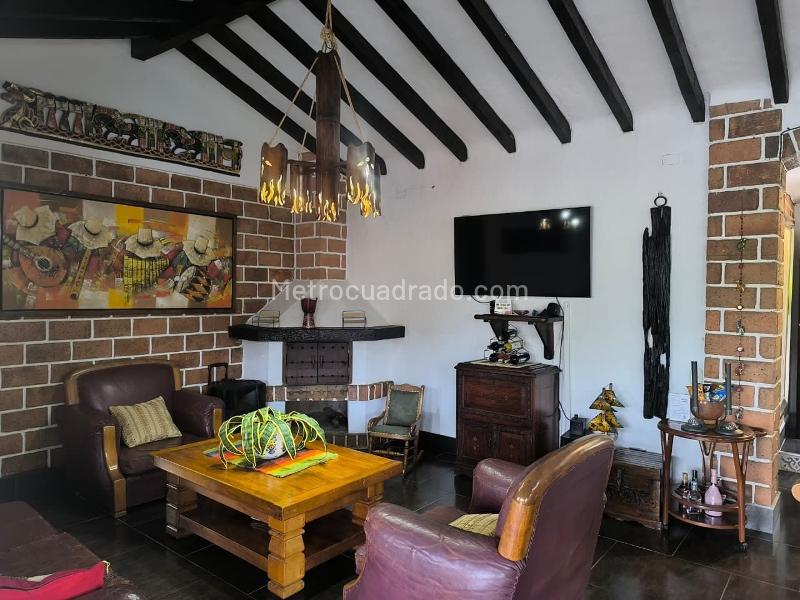 Casa – Guatape - Más
