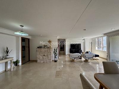 Apartamento de 3 alcobas en venta en Provenza, Medellín, 153 m² · foto 2 de 20