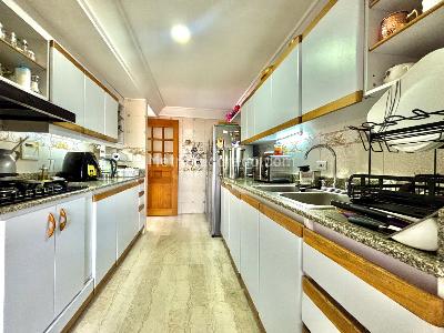 Apartamento de 3 alcobas en venta en Provenza, Medellín, 153 m² · foto 4 de 20
