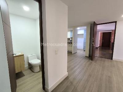 Apartamento de 3 alcobas en venta en Loma Del Chocho, Envigado, 140 m² · foto 13 de 20
