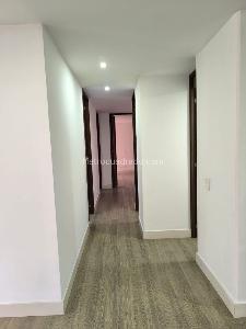 Apartamento de 3 alcobas en venta en Loma Del Chocho, Envigado, 140 m² · foto 14 de 20