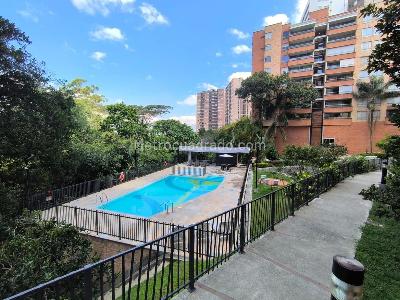 Apartamento de 3 alcobas en venta en Loma Del Chocho, Envigado, 140 m² · foto 19 de 20