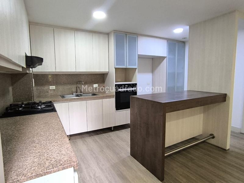 Piso – Envigado, Valle de Aburrá - Más