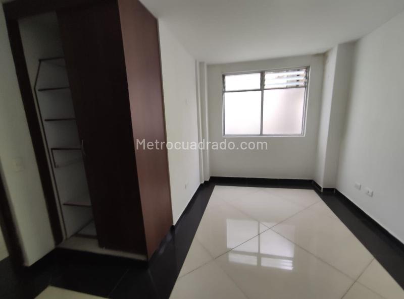 Piso – Medellín, Los Colores, Laureles-Estadio - Más