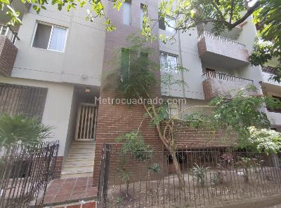 Apartamento de 3 alcobas en venta en Laureles, Medellín, 103 m² · foto 16 de 18
