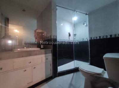 Apartamento de 3 alcobas en venta en Laureles, Medellín, 103 m² · foto 6 de 18