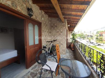 Apartamento de 3 alcobas en venta en Laureles, Medellín, 143 m² · foto 8 de 20