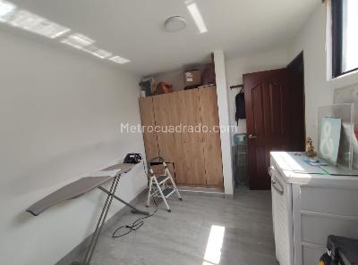 Apartamento de 3 alcobas en venta en Laureles, Medellín, 143 m² · foto 15 de 20