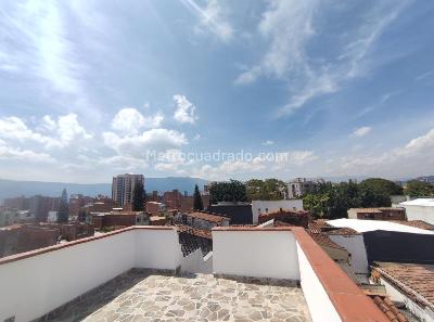 Apartamento de 3 alcobas en venta en Laureles, Medellín, 143 m² · foto 18 de 20