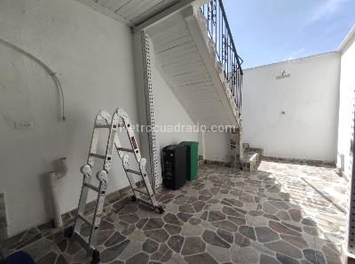 Apartamento de 3 alcobas en venta en Laureles, Medellín, 143 m² · foto 17 de 20