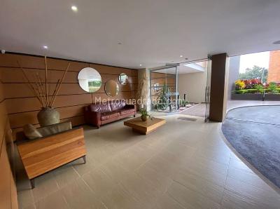 Apartamento de 3 alcobas en venta en Loma Del Esmeraldal, Envigado, 169 m² · foto 12 de 20