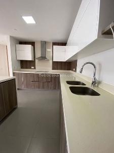 Apartamento de 3 alcobas en venta en Loma Del Esmeraldal, Envigado, 169 m² · foto 17 de 20