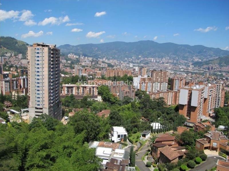 Piso – Envigado - Más