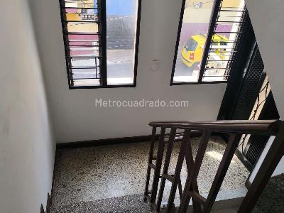 Casa de 5 alcobas en venta en Buenos Aires, Medellín, 160 m² · foto 19 de 20