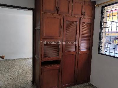 Casa de 5 alcobas en venta en Buenos Aires, Medellín, 160 m² · foto 13 de 20