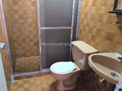 Casa de 5 alcobas en venta en Buenos Aires, Medellín, 160 m² · foto 16 de 20