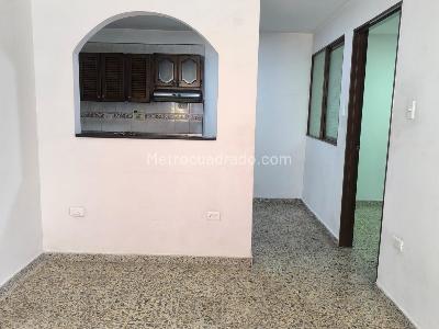 Casa de 5 alcobas en venta en Buenos Aires, Medellín, 160 m² · foto 2 de 20