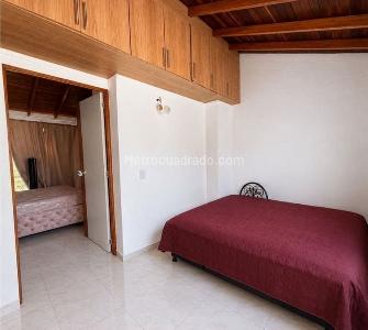 Casa de 4 alcobas en venta en Calasanz, Medellín, 100 m² · foto 12 de 17