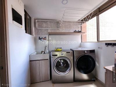 Apartamento de 3 alcobas en venta en San Jose, Sabaneta, 134 m² · foto 16 de 19