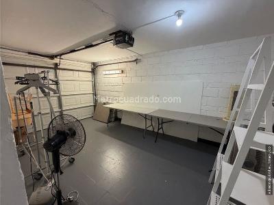 Casa en venta en El Nogal, Medellín · foto 8 de 17
