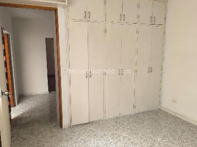 Apartamento de 2 alcobas en venta en El Velodromo, Medellín, 90 m² · foto 12 de 19