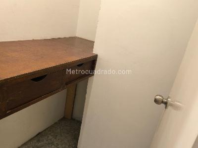 Apartamento de 2 alcobas en venta en El Velodromo, Medellín, 90 m² · foto 14 de 19