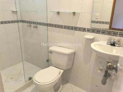 Apartamento de 2 alcobas en venta en El Velodromo, Medellín, 90 m² · foto 15 de 19