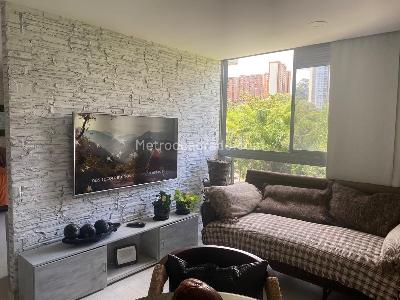 Apartamento en venta en Belen Loma De Los Bernal, Medellín · foto 2 de 15