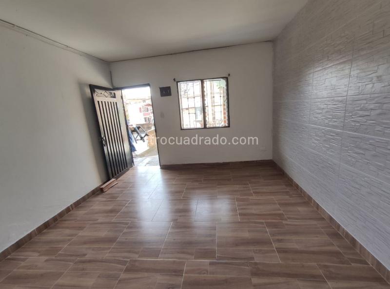 Casa en Arriendo, MANRIQUE, Medellín