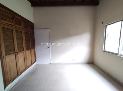Casa de 3 alcobas en venta en Cuarta Brigada, Medellín, 141 m² · foto 9 de 20